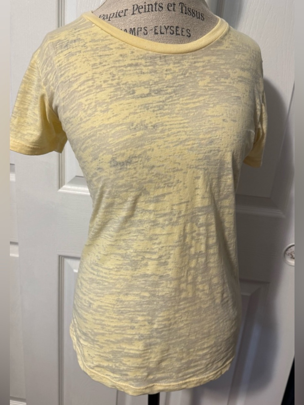 NWT Alternative Vintage Soft Light Yellow Slub Crewneck Tee - Women's Top Large